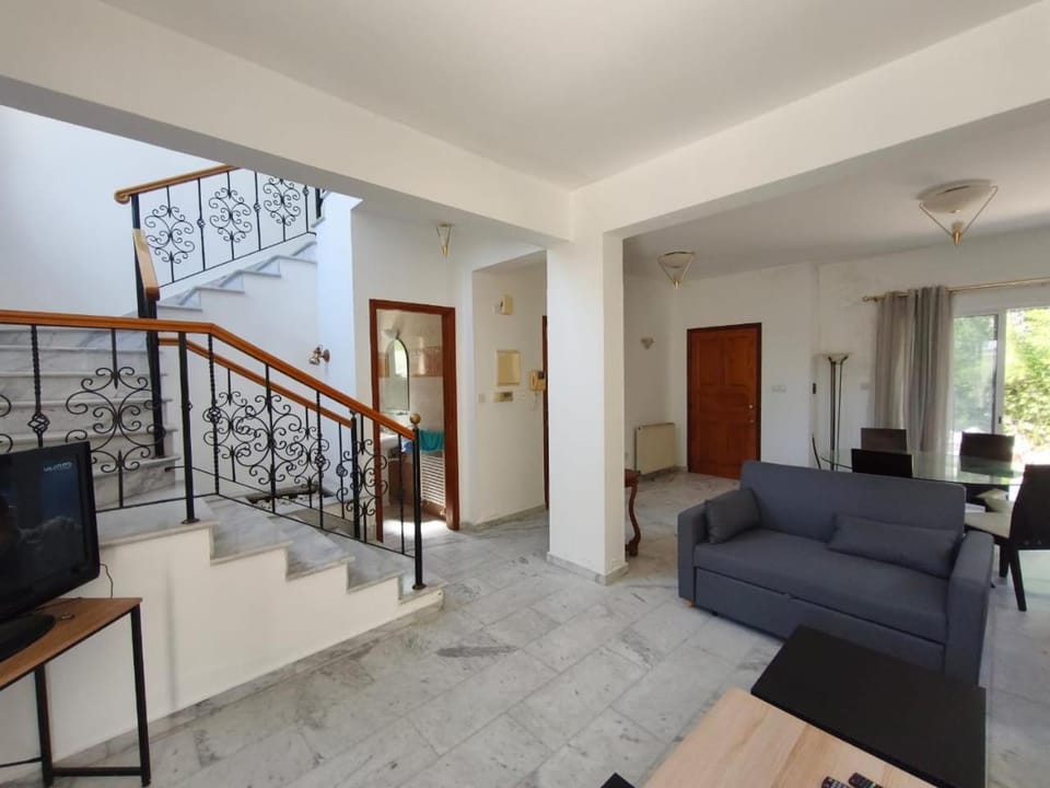 Azure Horizon Villa Villa in Germasogeia