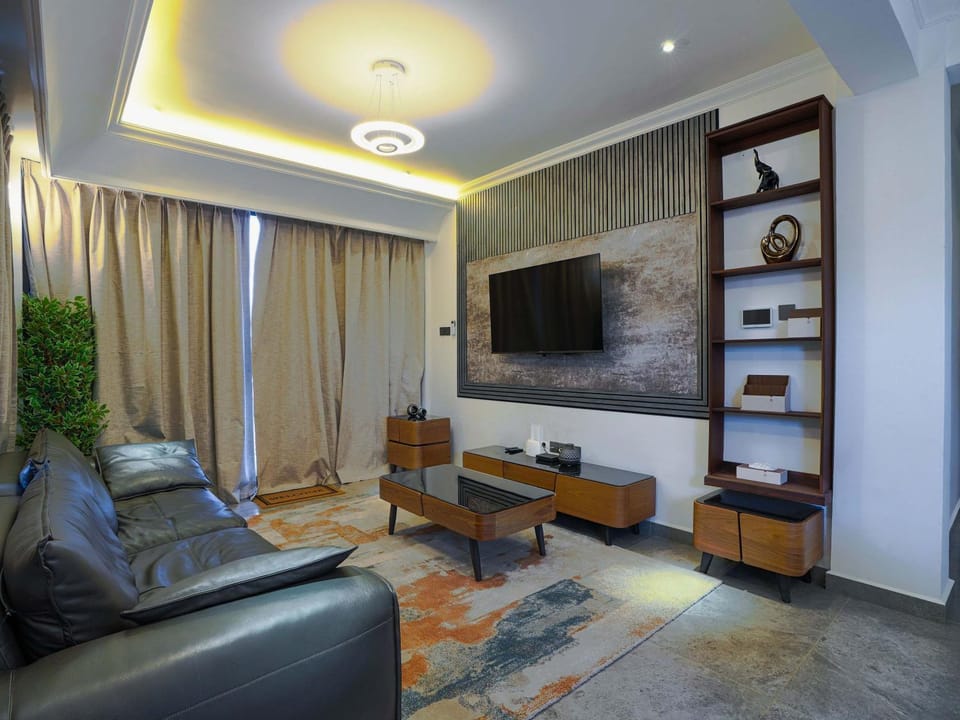 Communal lounge/ TV room
