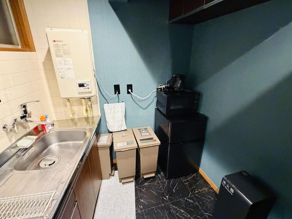 東京の禅ハウス 貸切1軒家で新宿駅までタクシーで15分 和モダンリノベ Apartment in Shibuya