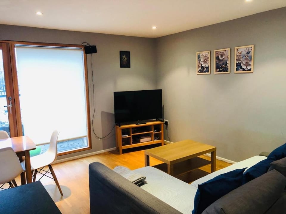 Spacious 2 Bed in Camden, London - SH Apartment in London Borough of Islington