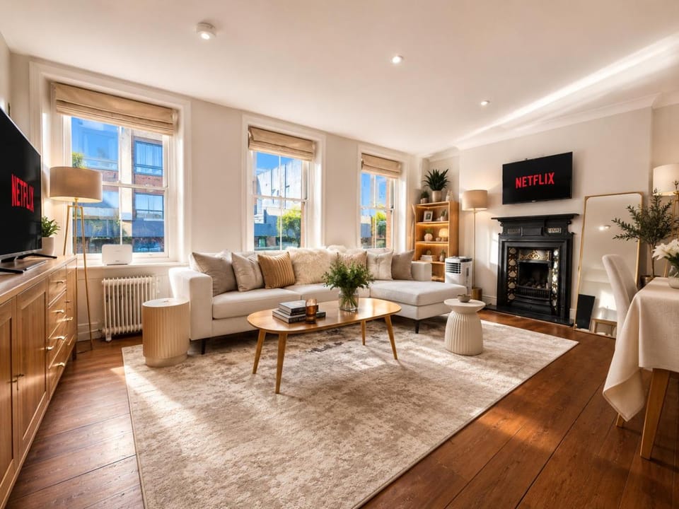 TV and multimedia, Living room, Seating area