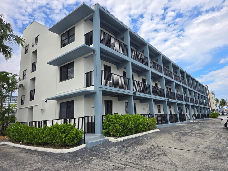 Property building, Street view, Parking