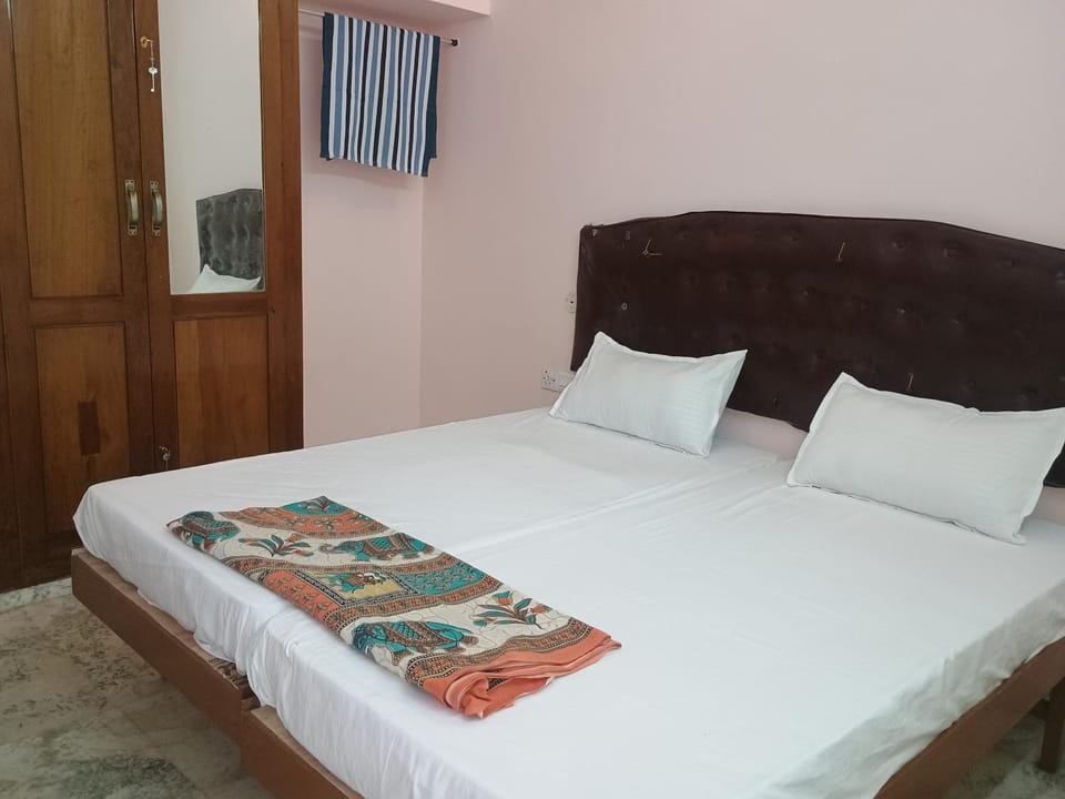 Syam Tourist Home Bed and Breakfast in India
