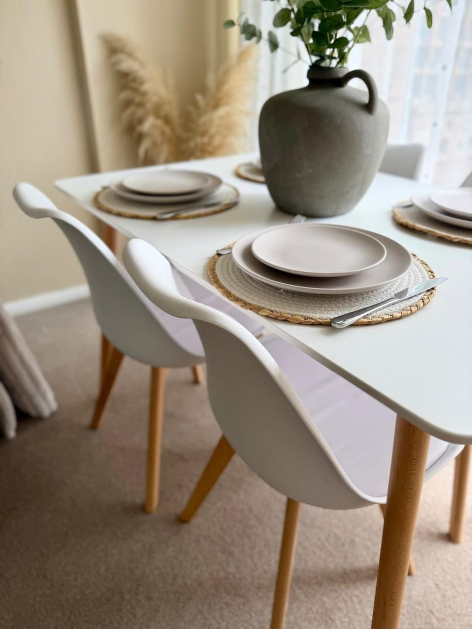 Spacious 3 bed property flexible beds sleeps 6 Apartment in Hereford