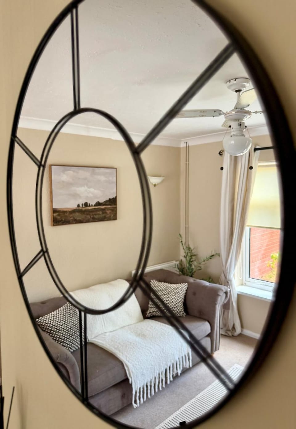 Spacious 3 bed property flexible beds sleeps 6 Apartment in Hereford