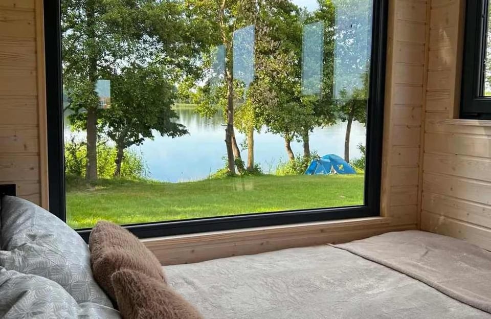 Tiny Krajna - Cozy Tiny House by Lake Slawianowskie Wielkie by Nestri House in Greater Poland Voivodeship