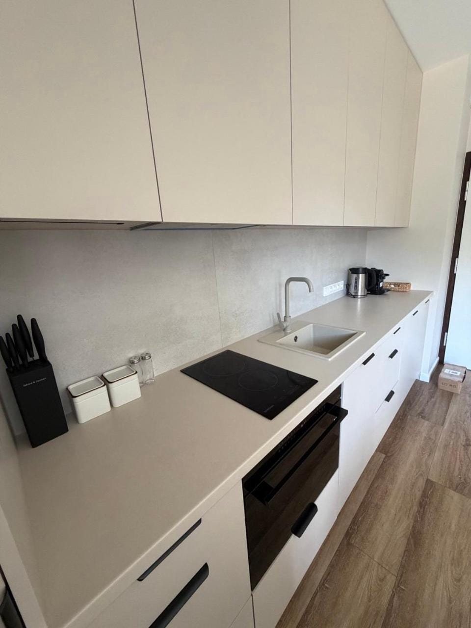 Kitchen or kitchenette, pet friendly