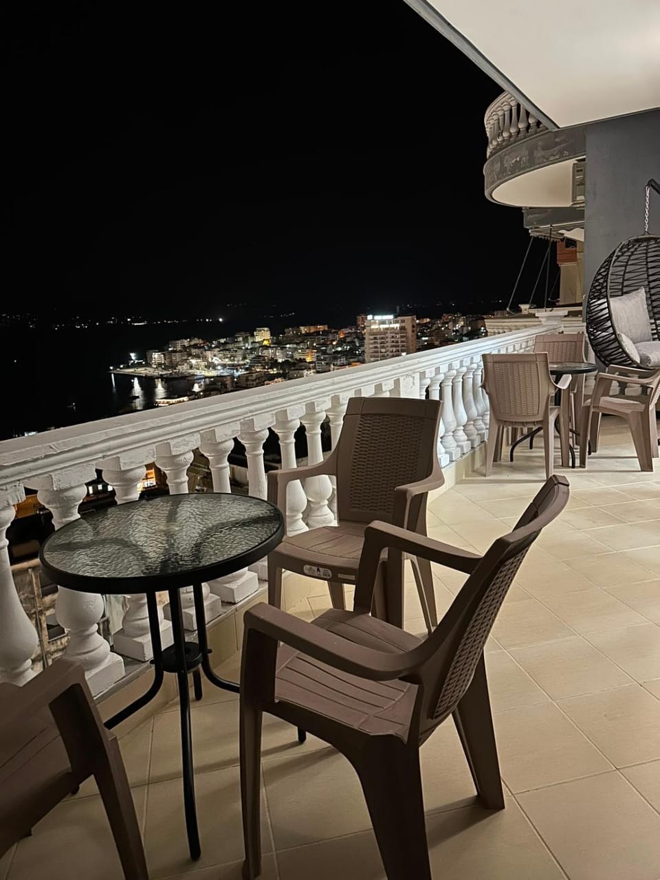 Night, View (from property/room), Balcony/Terrace, Living room, Seating area, Dining area