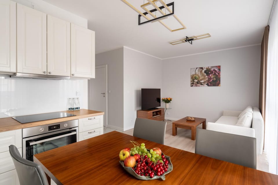 Kitchen or kitchenette, Living room, Seating area, Dining area, pet friendly, stove