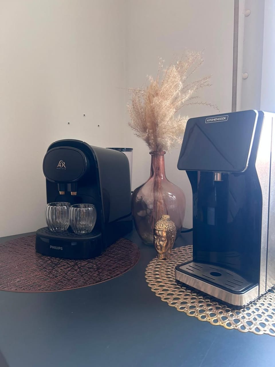 Coffee/tea facilities, Kitchen or kitchenette