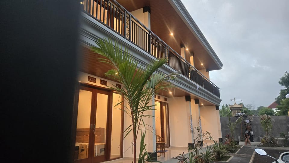 Sare Neka Guest House Bed and Breakfast in Sukawati