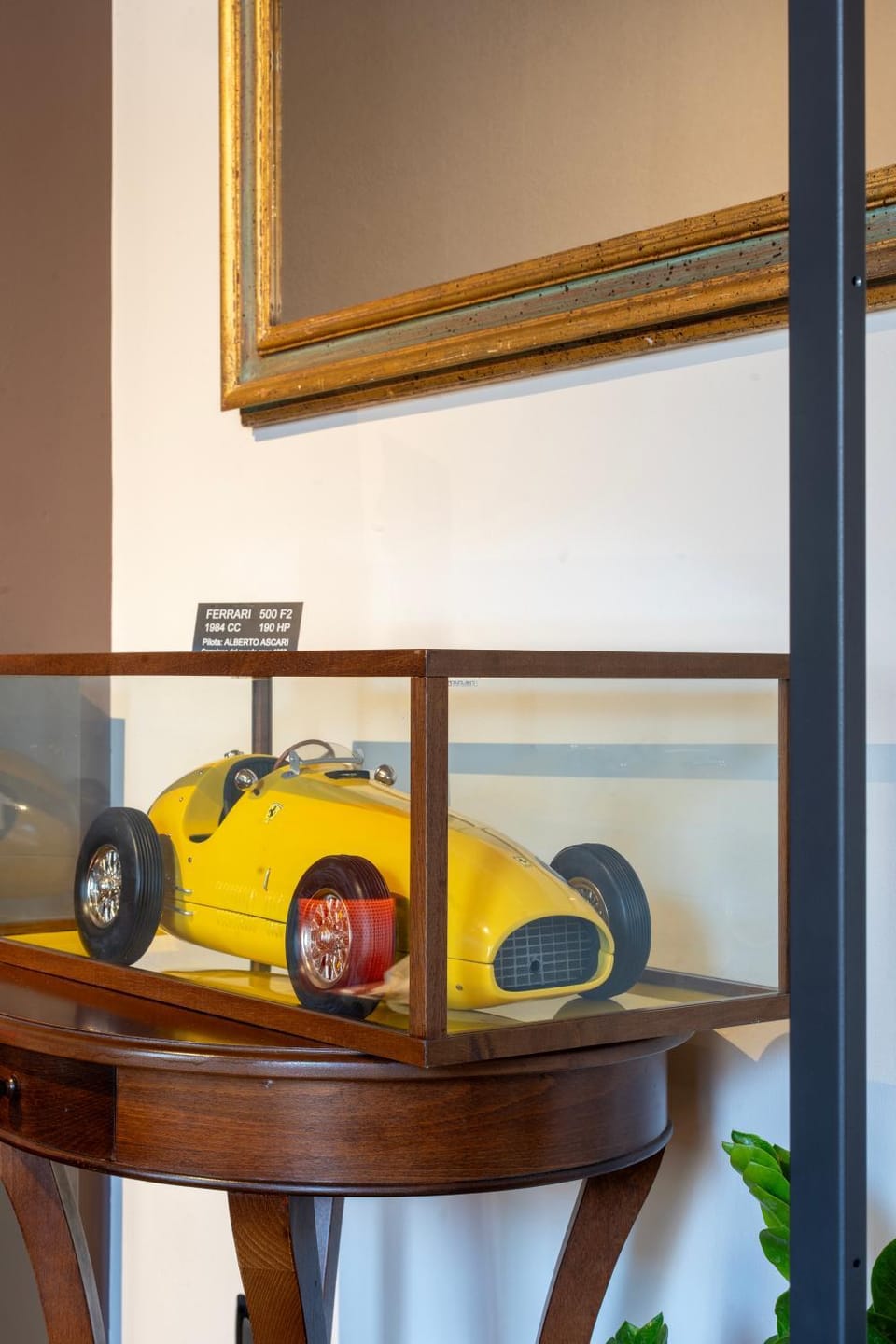 Eufemia Suites Modena - Luxury Rooms in the City Center Apartment in Modena