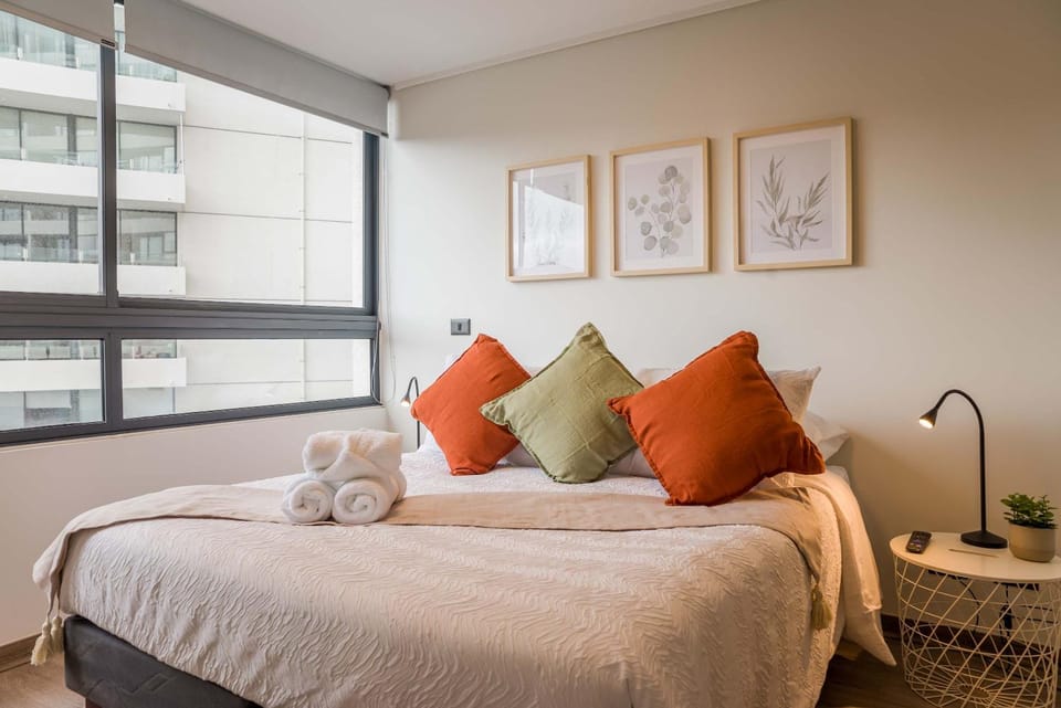 Chic Las Condes 1BR1BA Pool & Gym for 3 Guests Apartment in Las Condes