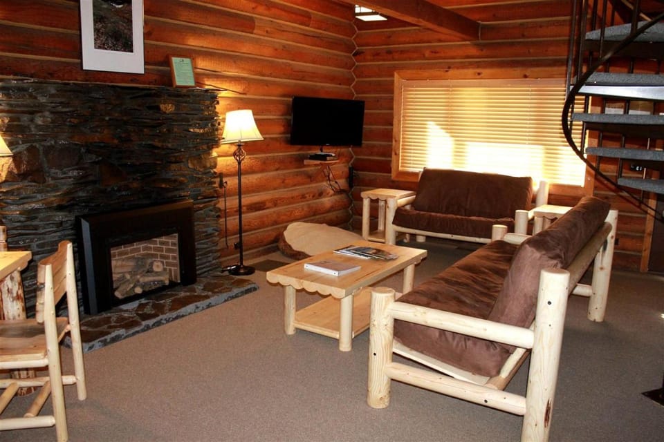 Camping Cabins with Wi-Fi in Mt. Hood, Oregon Cabin in Oregon