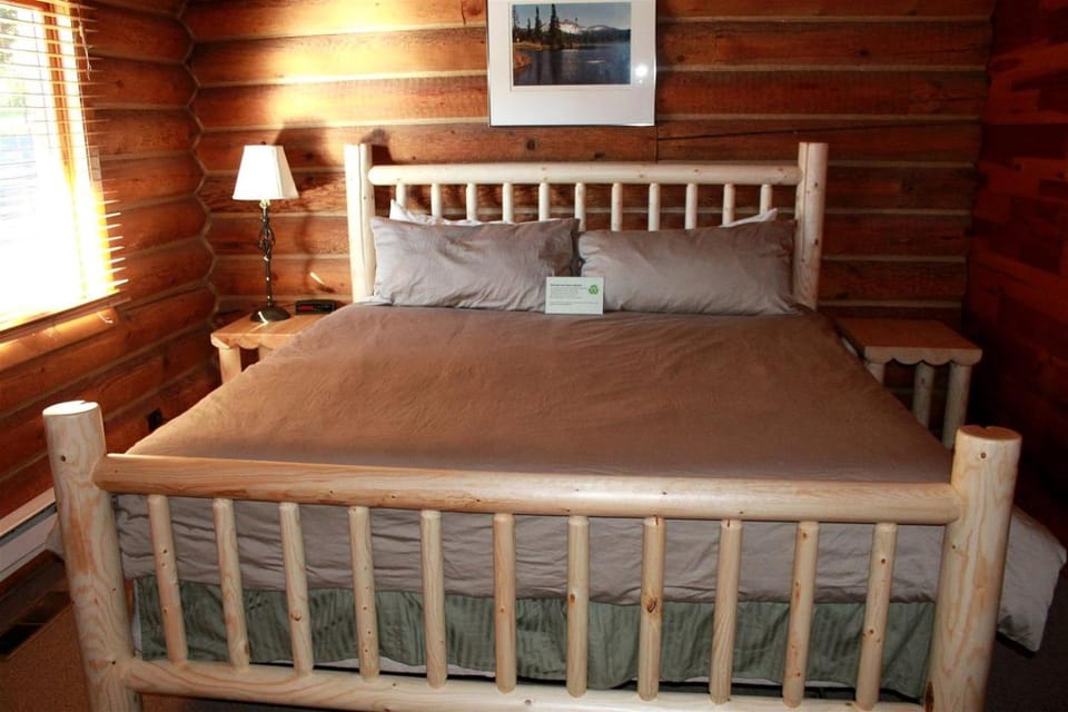 Camping Cabins with Wi-Fi in Mt. Hood, Oregon Cabin in Oregon