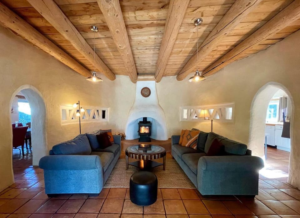 Gorgeous Glamping Vacation Rental for Big Groups in Carson, New Mexico House in New Mexico