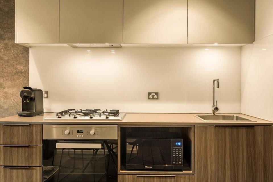 Luxury Docklands 2B APT, Pool, Gym, Near Marvel Apartment in Melbourne