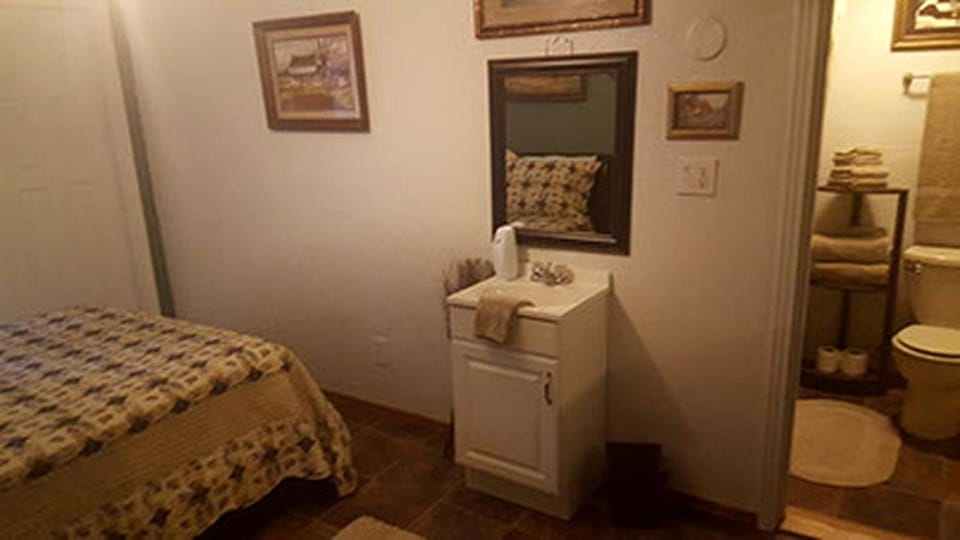 Charming Vacation Rental at Eclectic Property near Lake Palestine in Canton, Texas House in Canton