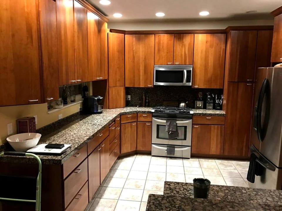 Elegant Vacation Rental All-Inclusive near Tustumena Lake, Alaska House in Kenai