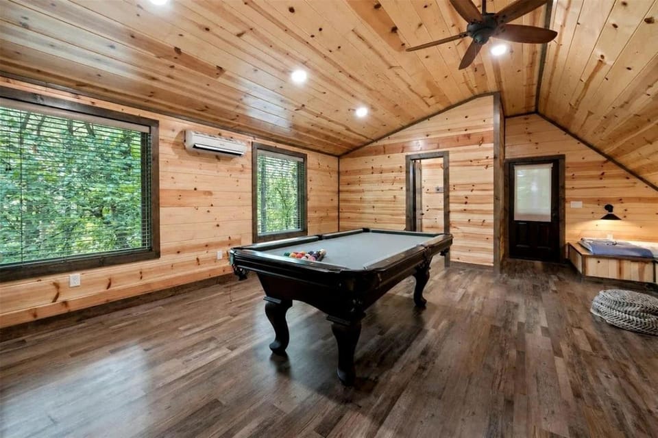 Secluded Cabin Perfect for Couples & Families with Hot Tub & Stone Fireplace in Broken Bow, Oklahoma Cabin in Broken Bow