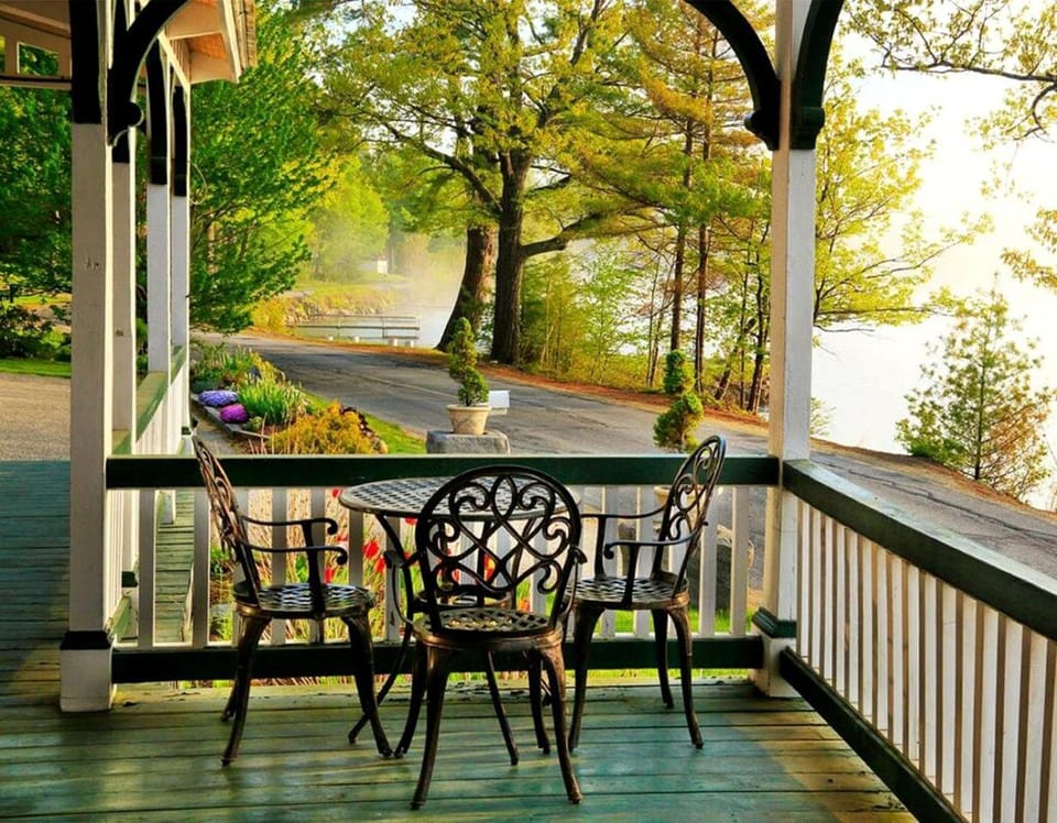 Picturesque Lake Vacation Rental near Laconia, New Hampshire House in Lake Winnisquam
