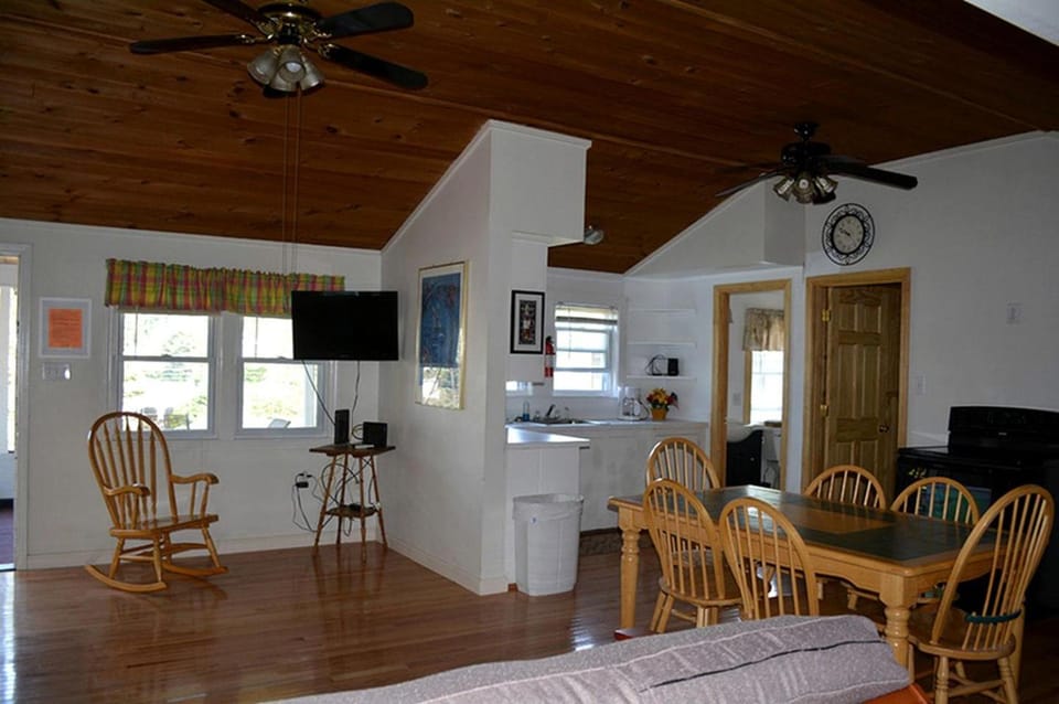 Comfortable Group Camping Rental with Weber Gas Grill in Lake Region of New Hampshire House in Laconia