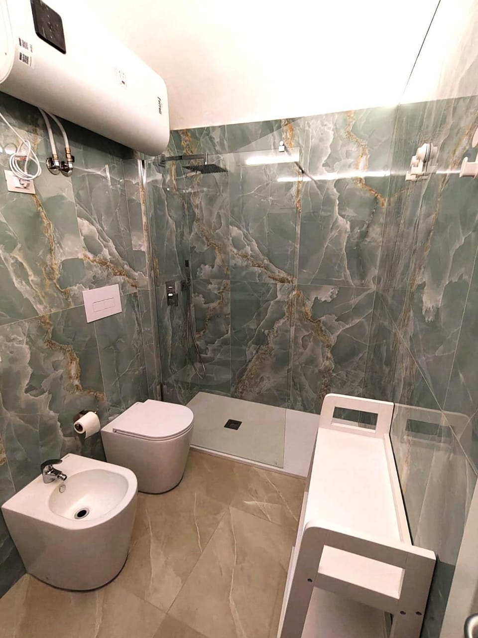Shower, Bathroom, bidet