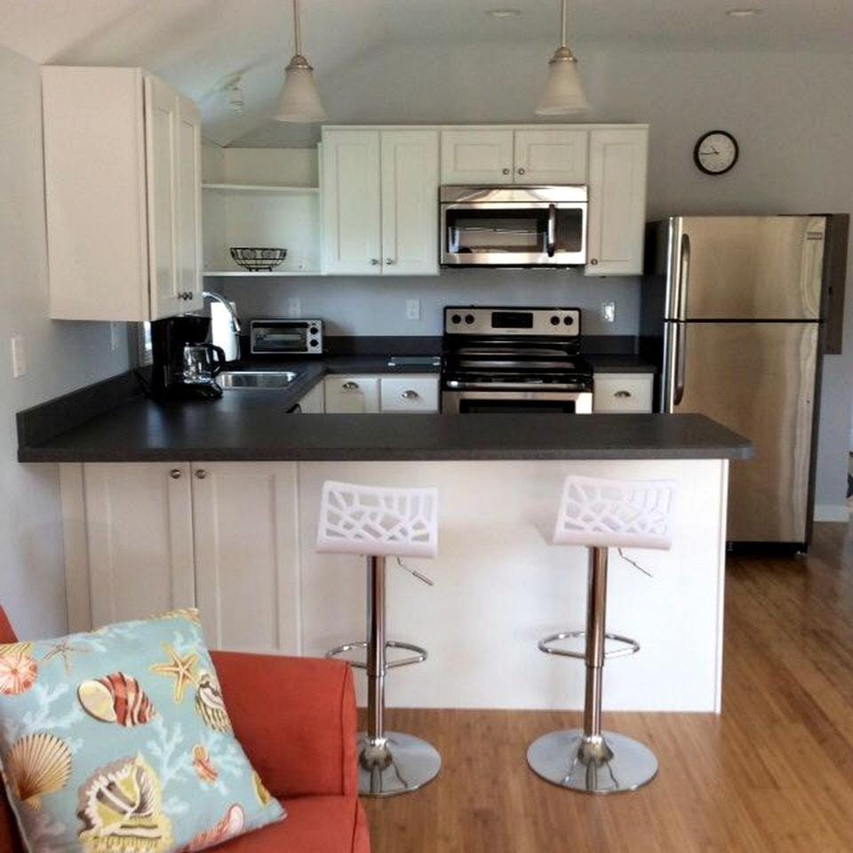 Compact Vacation Rental with Wi-Fi near Sawyers Beach, New Hampshire House in Rye Beach