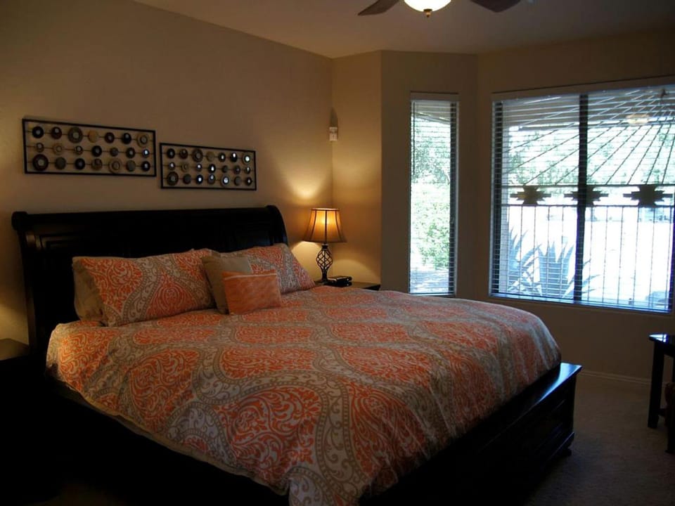 Luxurious Vacation Rental with Beautiful Backyard and Private Pool near Phoenix, Arizona House in Surprise