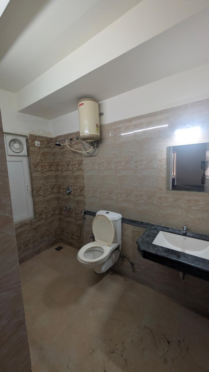 4bhk luxury service apartment for couples and family Apartment in Chennai