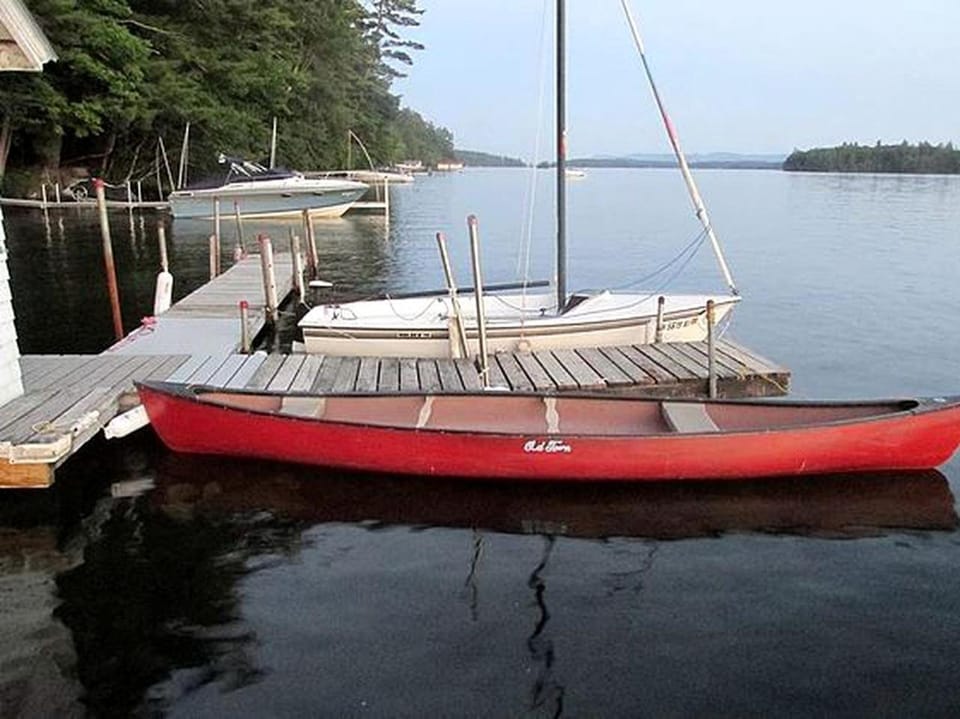 Charming Waterfront Cottage for Four on Lake Winnipesaukee New Hampshire House in Center Harbor