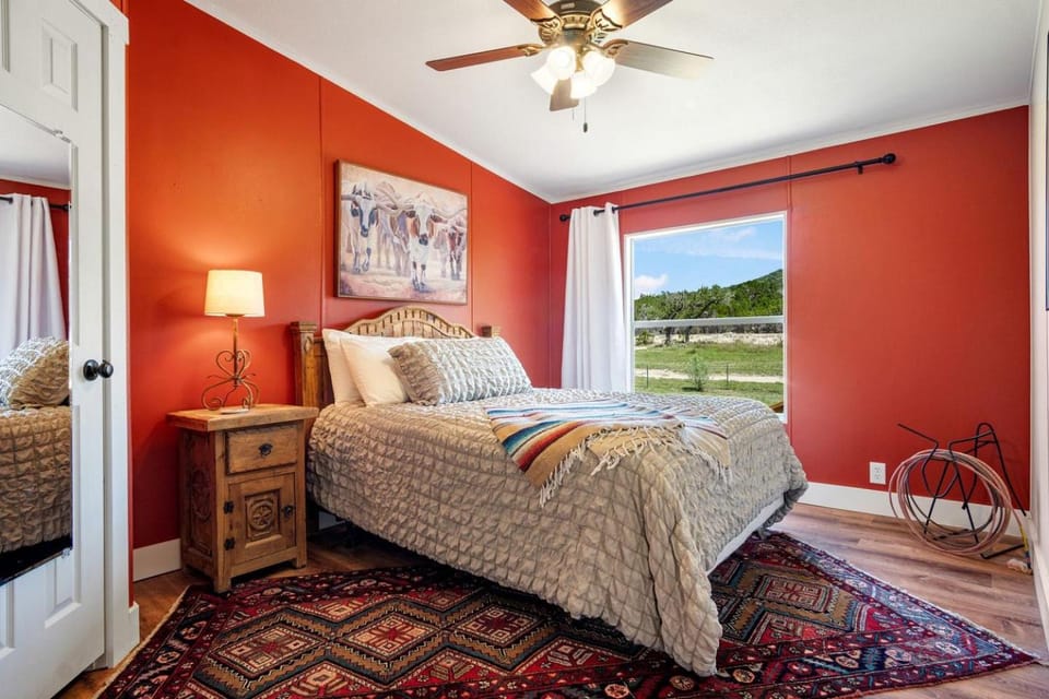 Serene Vacation Rental in the Heart of Texas Hill Country for a Peaceful Getaway in Pipe Creek, Texas House in Pipe Creek