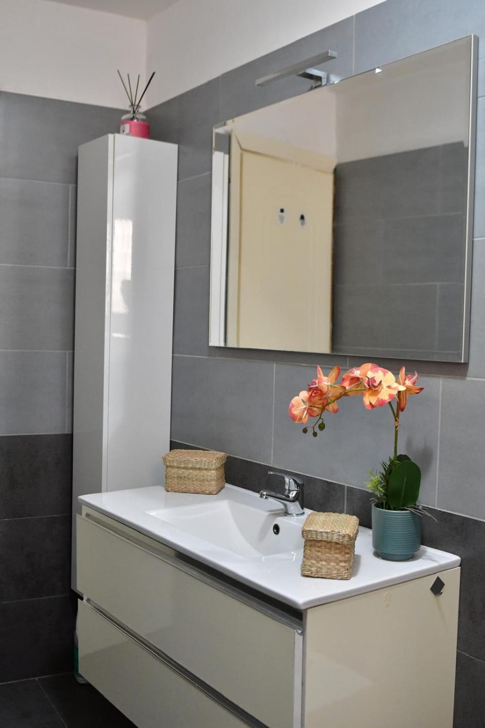 Gran Paradiso Guest House Apartment in Tivoli