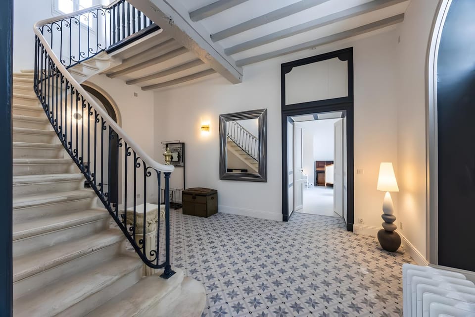 Property building, Living room