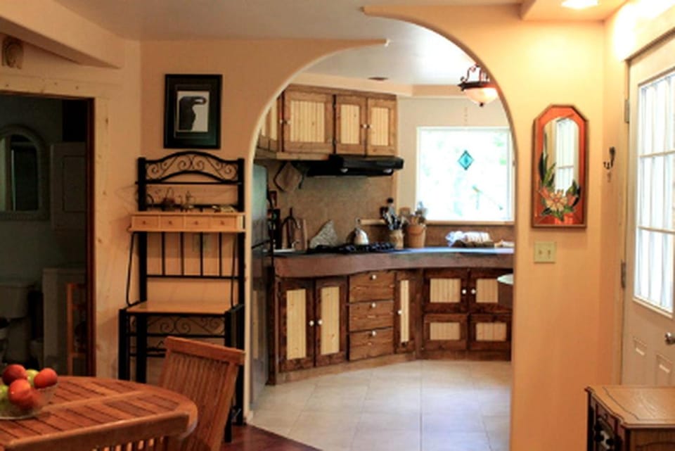Superb Cabin Rental with Fire Pit and BBQ near Denali National Park, Alaska Cabin in Talkeetna
