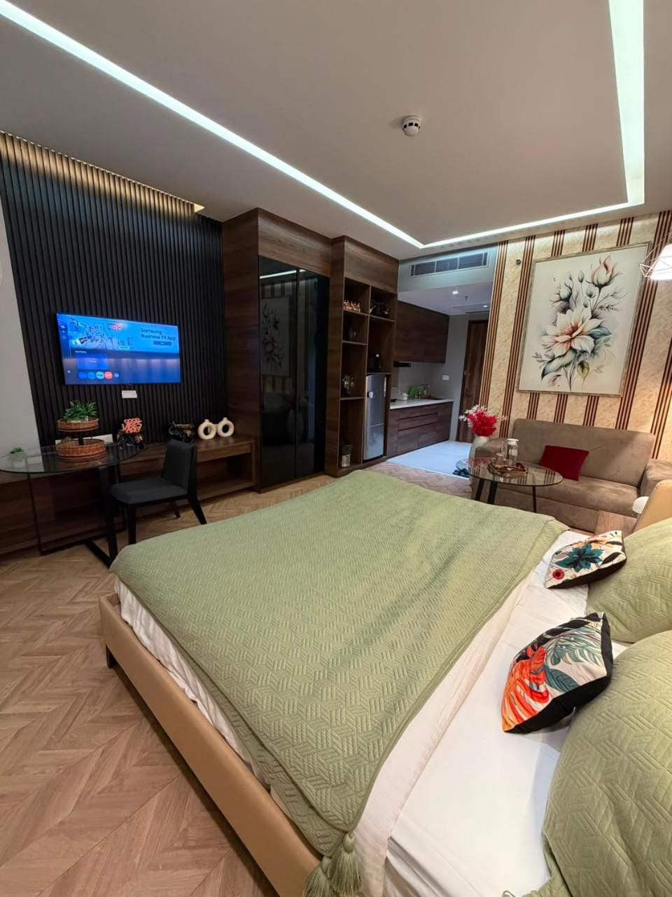 Photo of the whole room