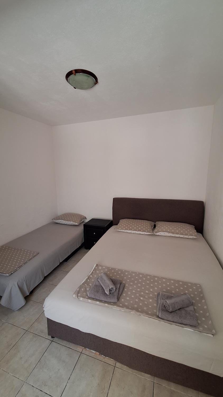 Studio parking free Apartment in Budva Municipality