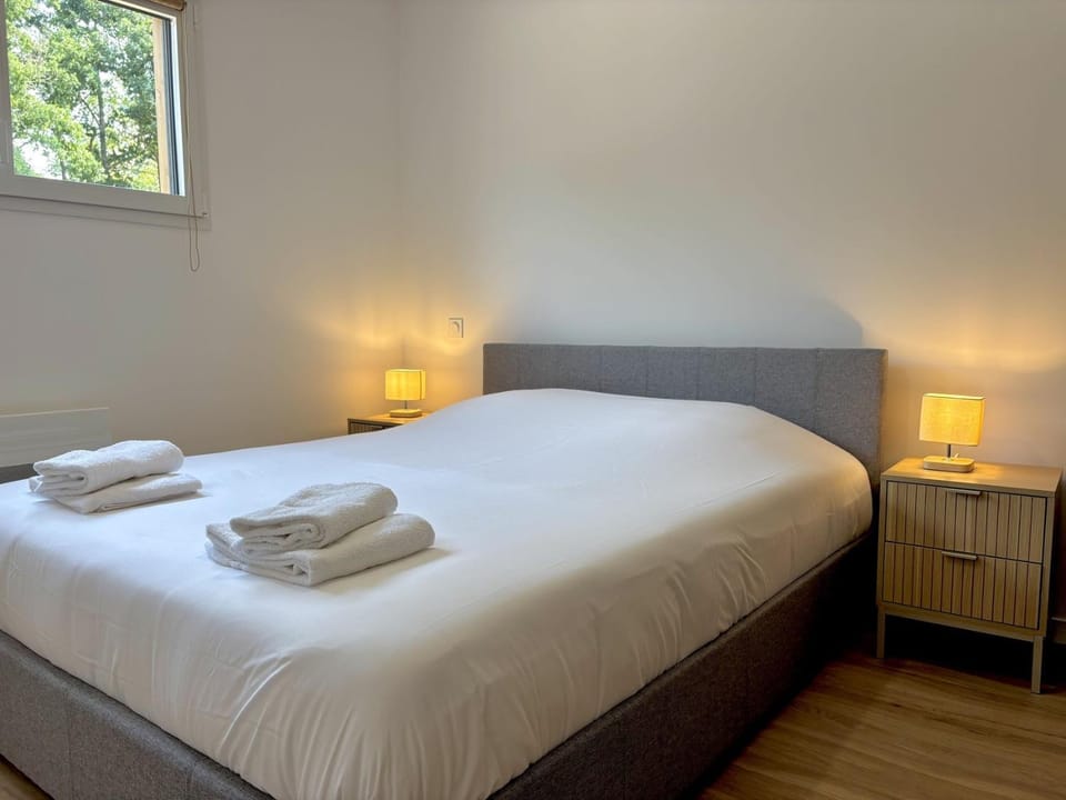 Cottage N°38, Golf et piscine commune, 2 chambres House in Pays de la Loire