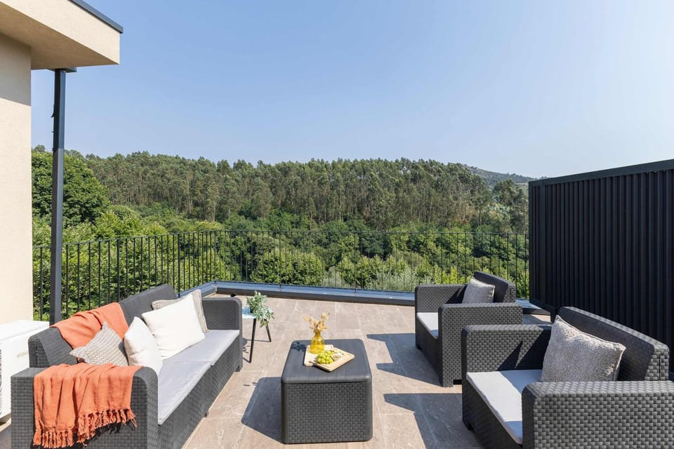 Natural landscape, View (from property/room), Balcony/Terrace, Seating area