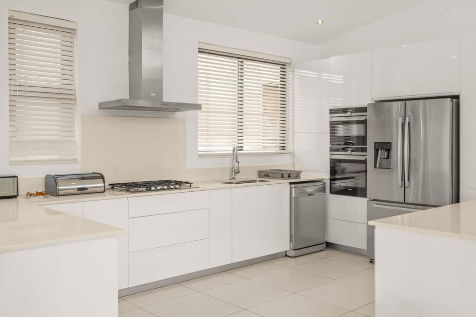 Penthouse Lumia - Luxury Duplex by the Beach Apartment in Rivière Noire District, Mauritius