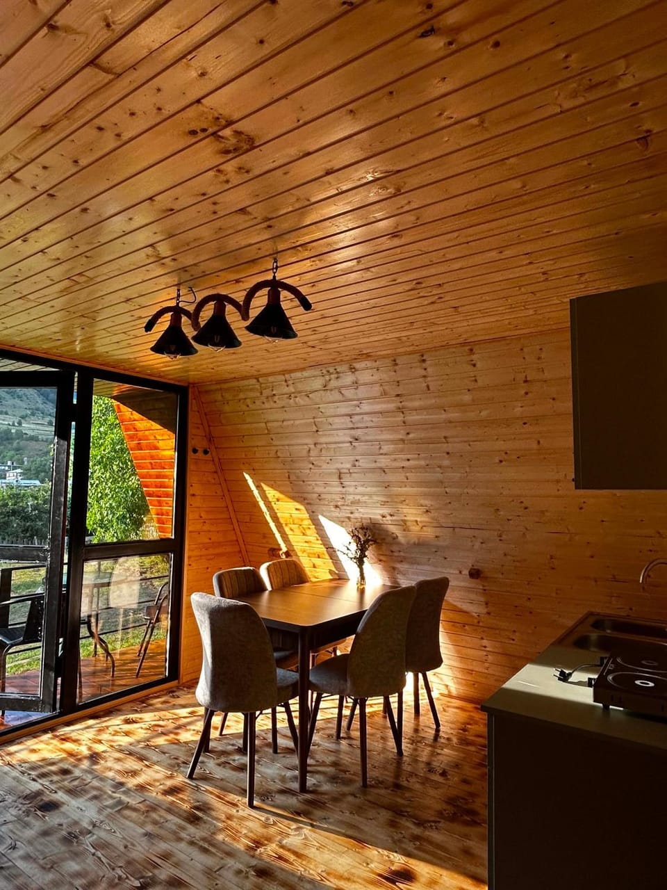 khedi cottage House in Georgia