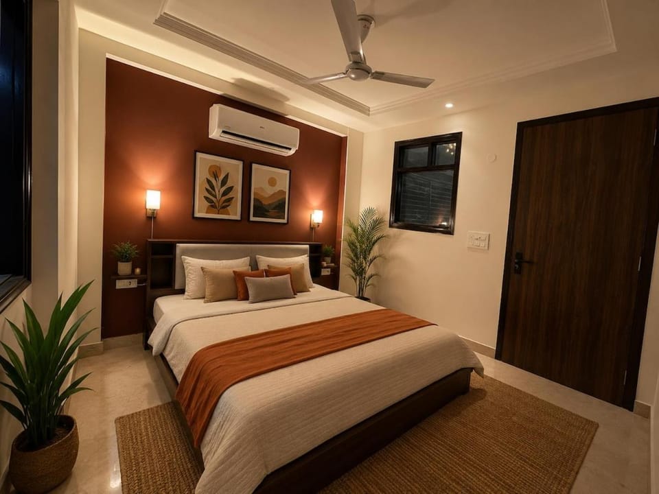 Bed, Photo of the whole room, Bedroom, air conditioner