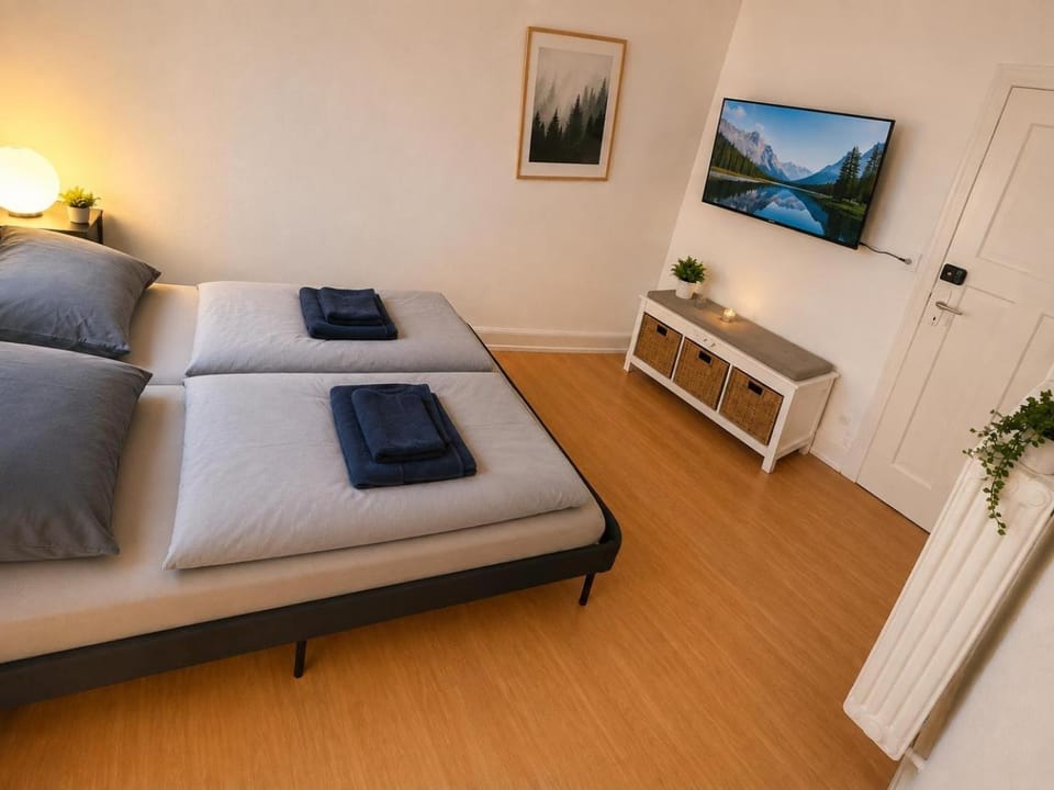 Chill Room in shared Apartment close to Fribourg Main Train Station Vacation rental in Fribourg