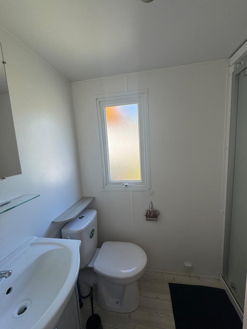 Bungalow 95, Wi-Fi, 8 people 4-star Camping Lac des Rêves Apartment in Lattes