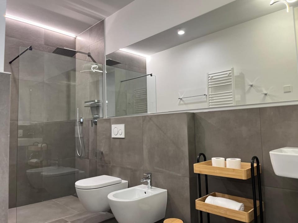 The Lake Scape Apartment in Torri del Benaco