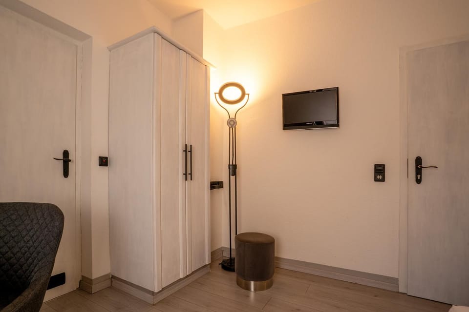 TV and multimedia, wardrobe