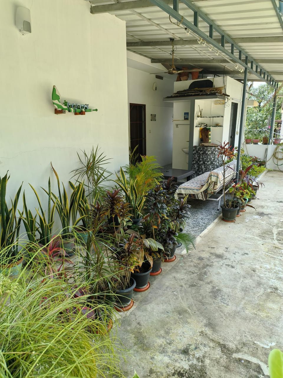 Clintons Cove House in Kochi