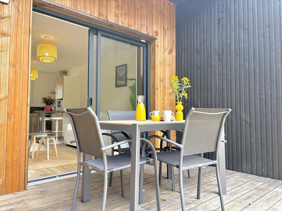 Cottage 26 - Golf et piscine - 2 personnes House in Pays de la Loire