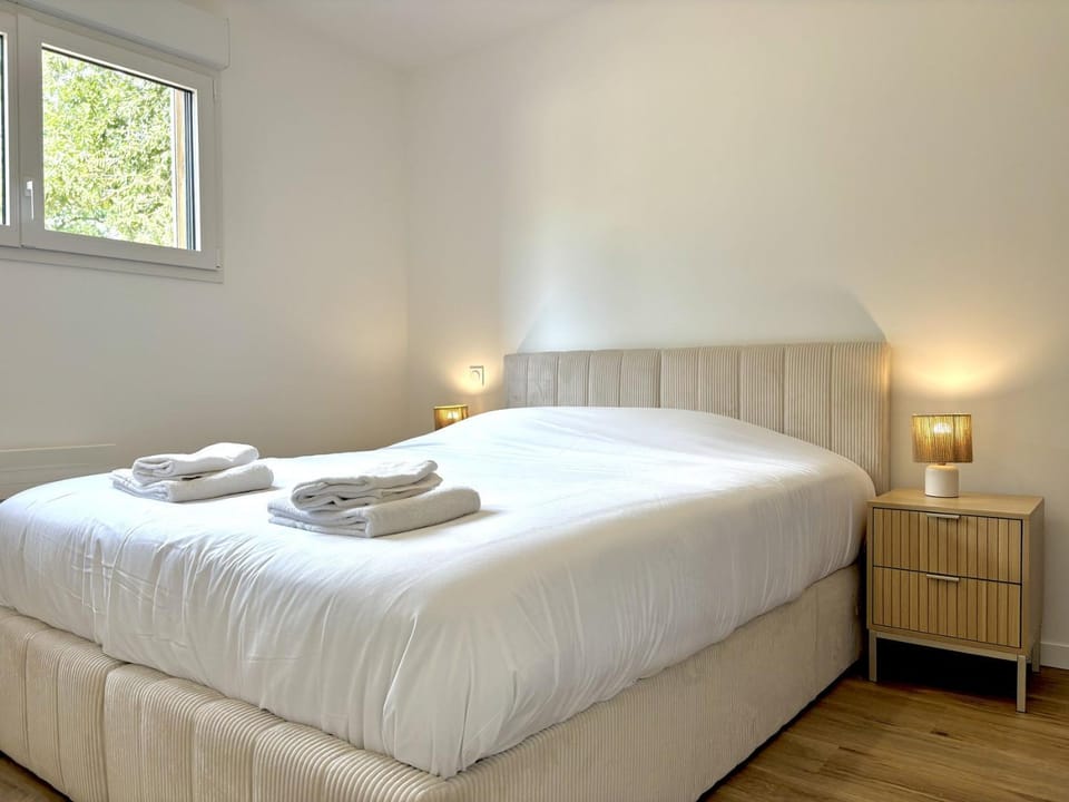 Cottage 26 - Golf et piscine - 2 personnes House in Pays de la Loire