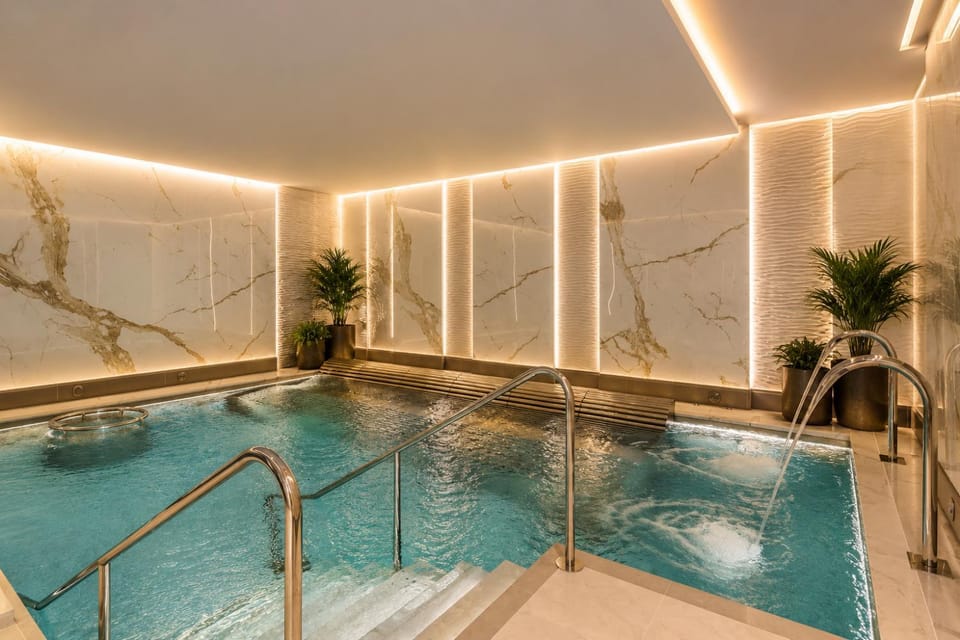 Feal Properties Penthouse London Eye views in Waterloo Apartment in City of Westminster